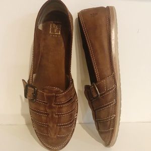 Frye Fisherman Molly Leather Slip On Shoe